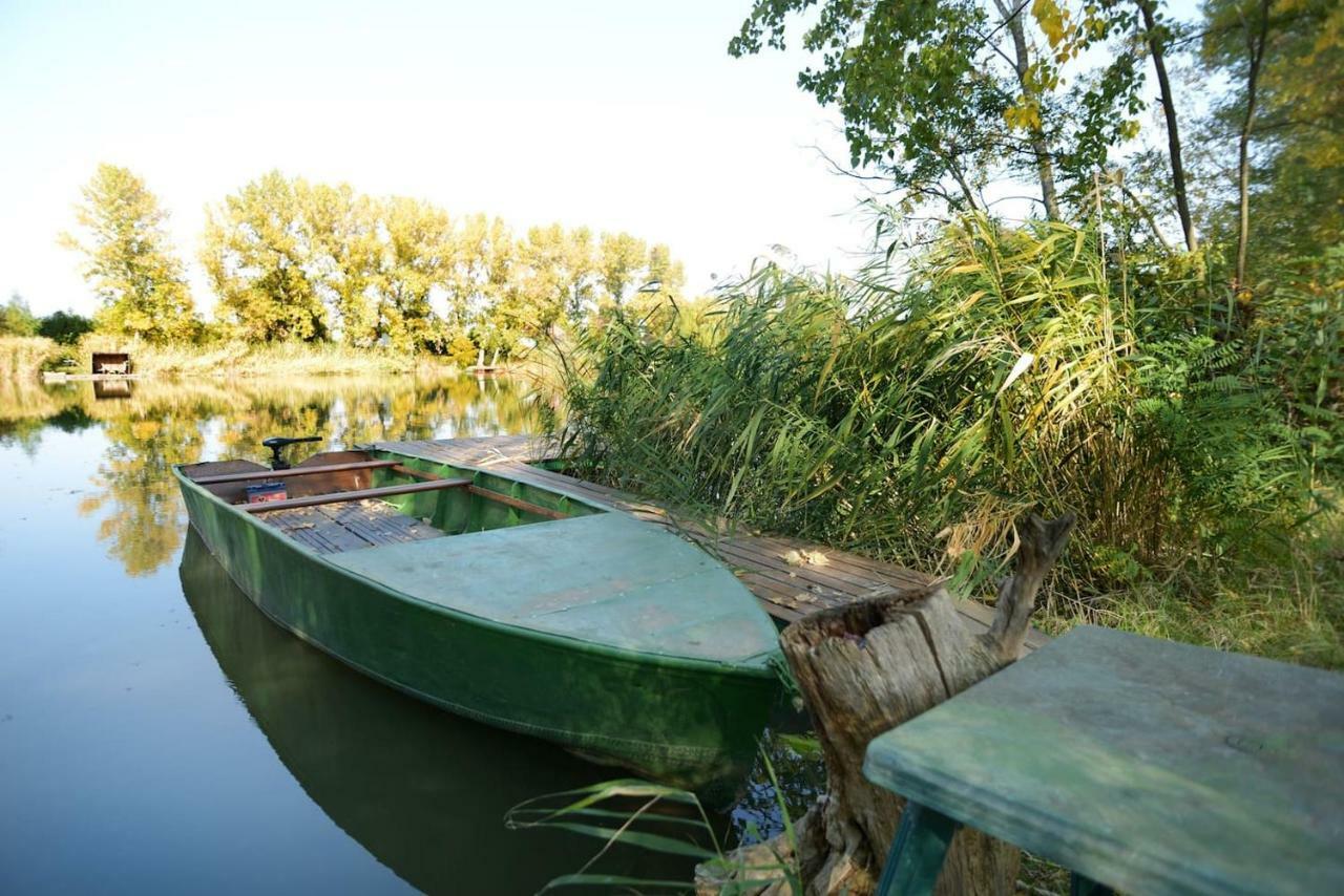 Hideout Homestead On The Riverside Fishing&hunting Apartment *